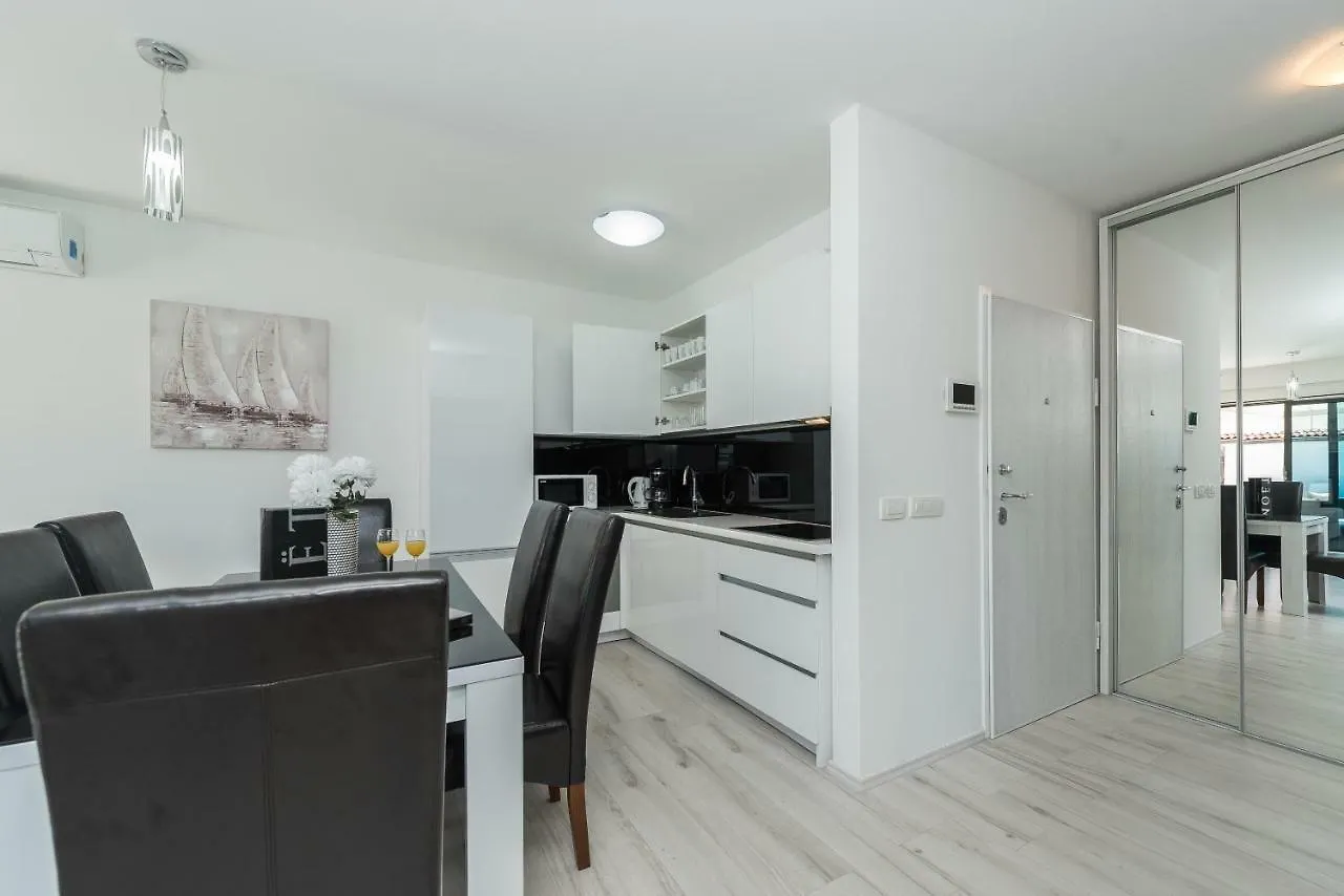 Luxury Apartments Vilamaloca Vir 0*,  Horvátország