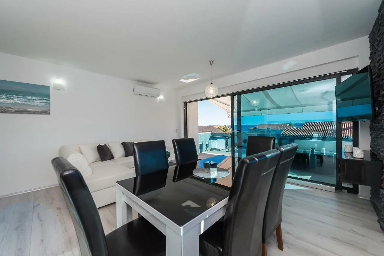 Luxury Apartments Vilamaloca Vir 0*,  Kroatien