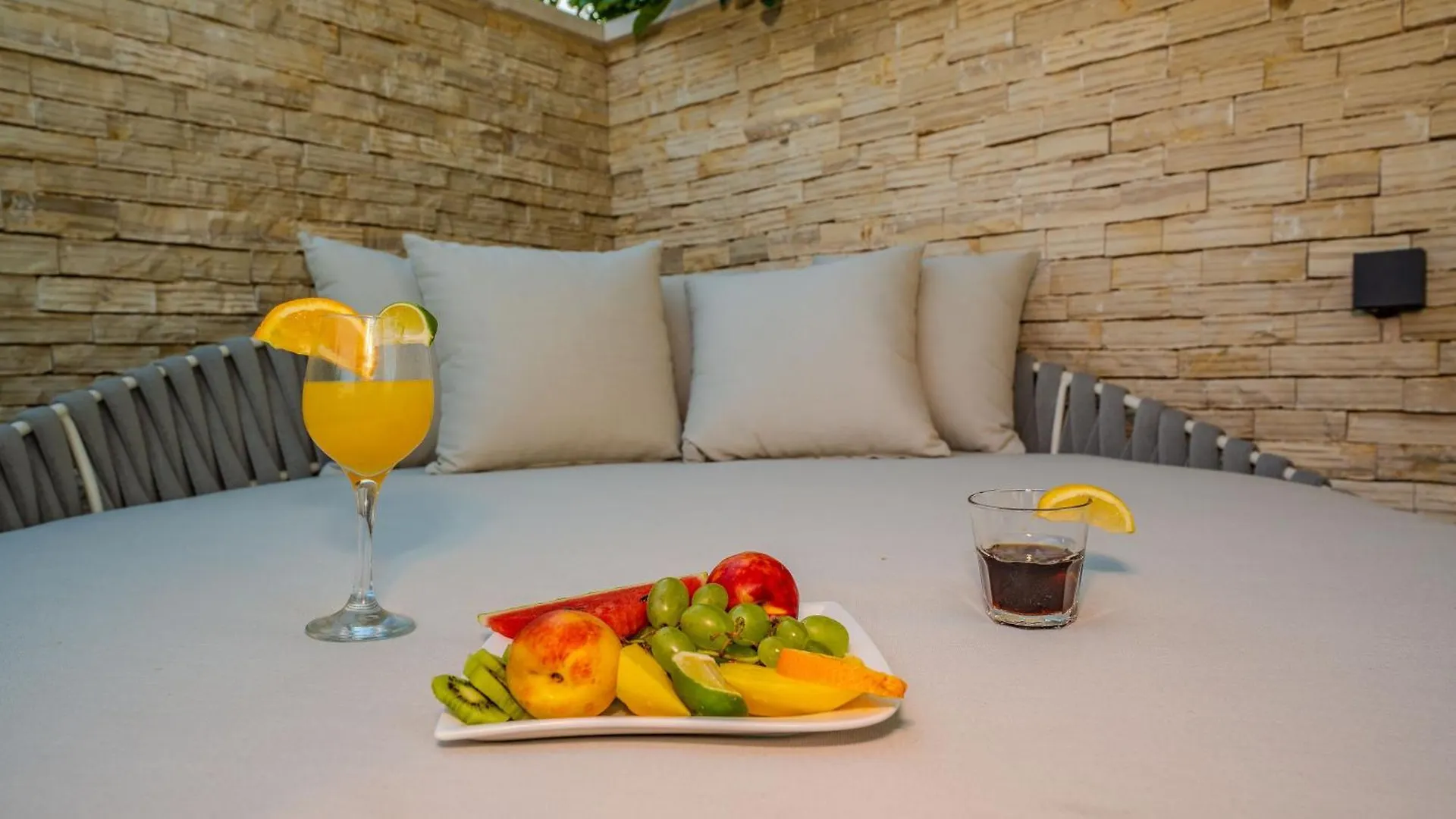 Luxury Apartments Vilamaloca Vir