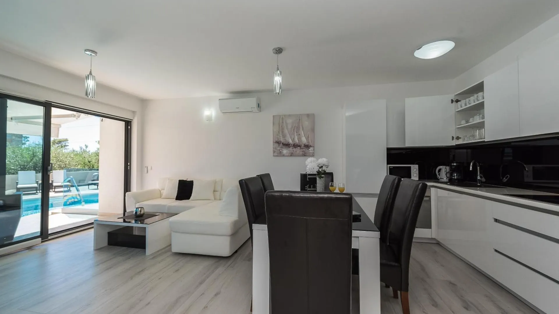 Luxury Apartments Vilamaloca Vir